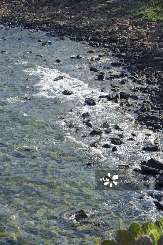 前往越南富安省的洪燕岛探索珊瑚生态系统图片素材