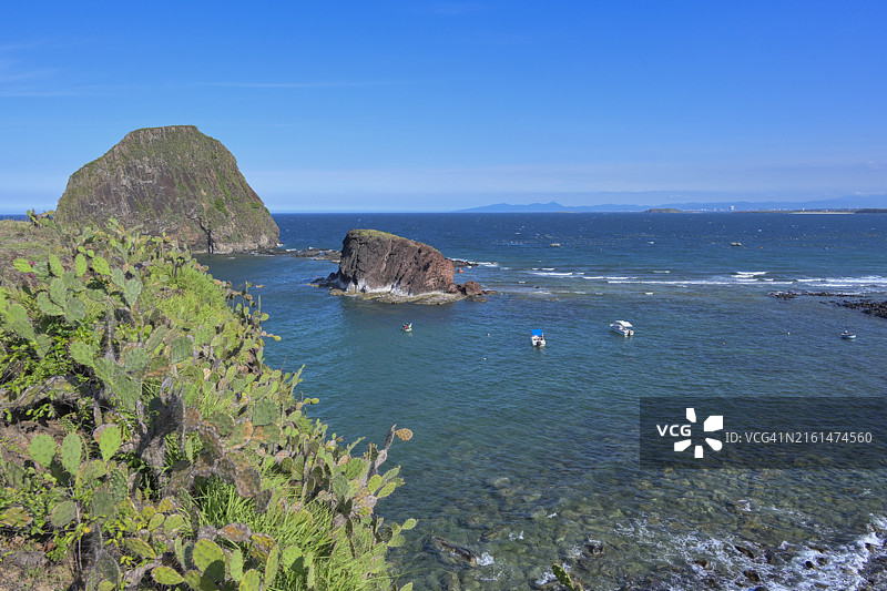 前往越南富安省的洪燕岛探索珊瑚生态系统图片素材