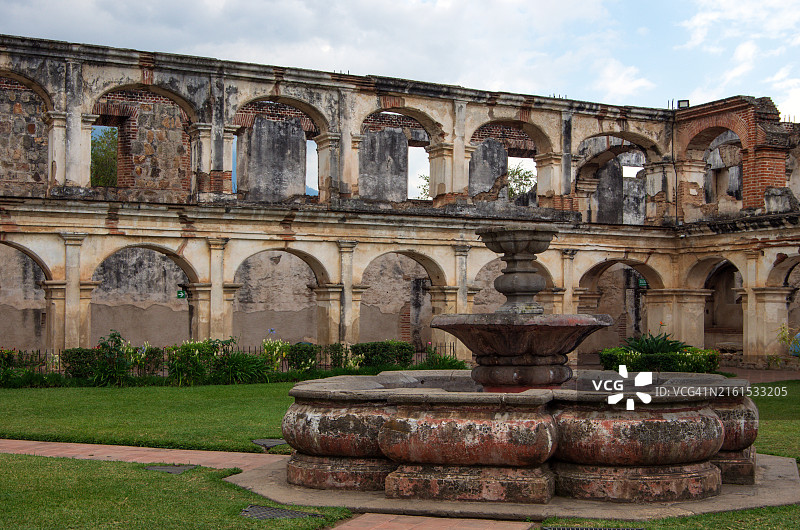 危地马拉萨卡特佩克斯省安提瓜圣克拉拉修道院和教堂图片素材