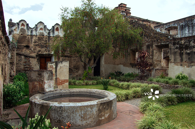 危地马拉萨卡特佩克斯省安提瓜圣克拉拉修道院和教堂图片素材