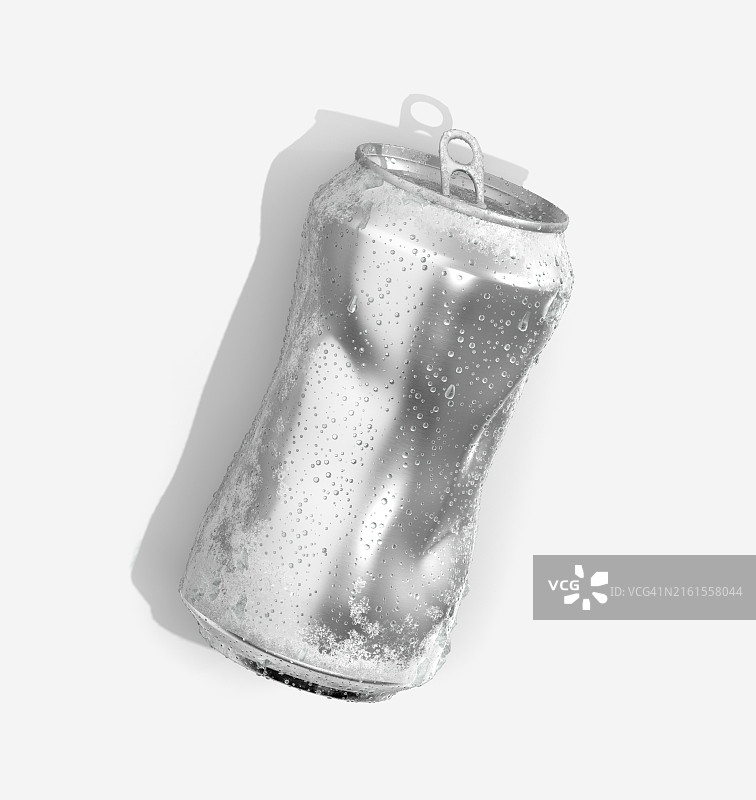 压扁的铝罐图片素材