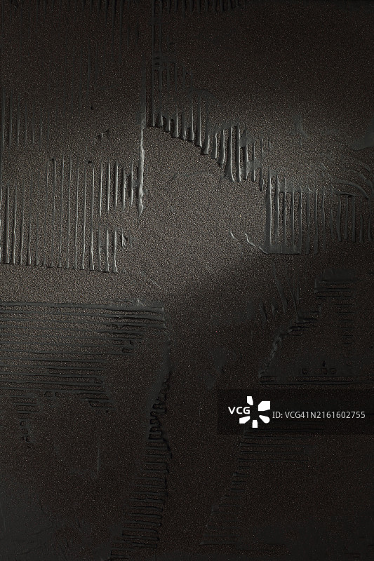 聚光灯照亮的抽象黑色背景图片素材