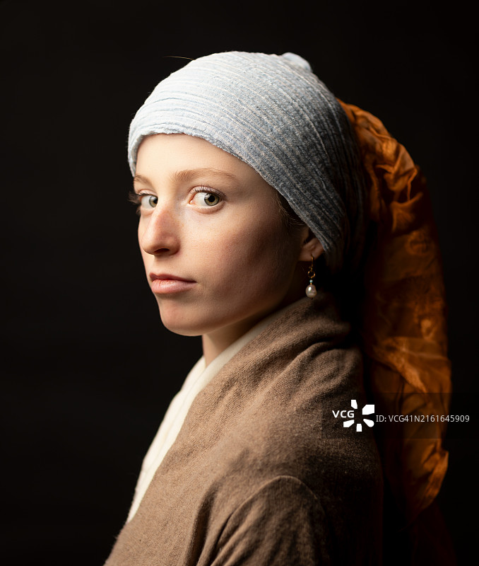 约翰·维米尔：《戴珍珠耳环的少女》图片素材