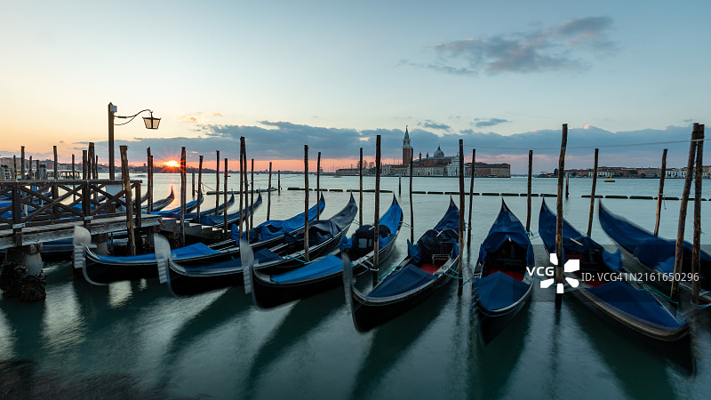 意大利威尼斯日落海景全景图片素材