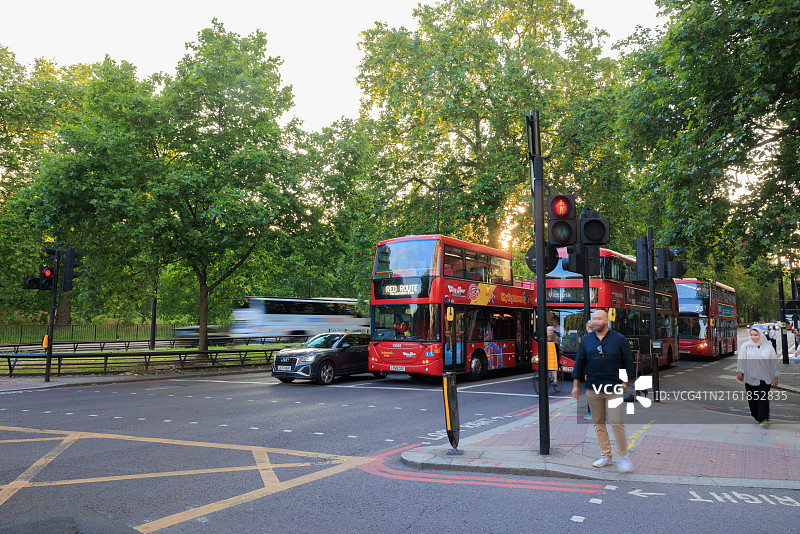 海德公园附近双层巴士图片素材