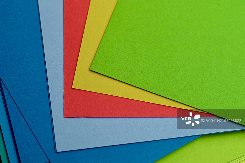 彩色手工纸的层次图片素材