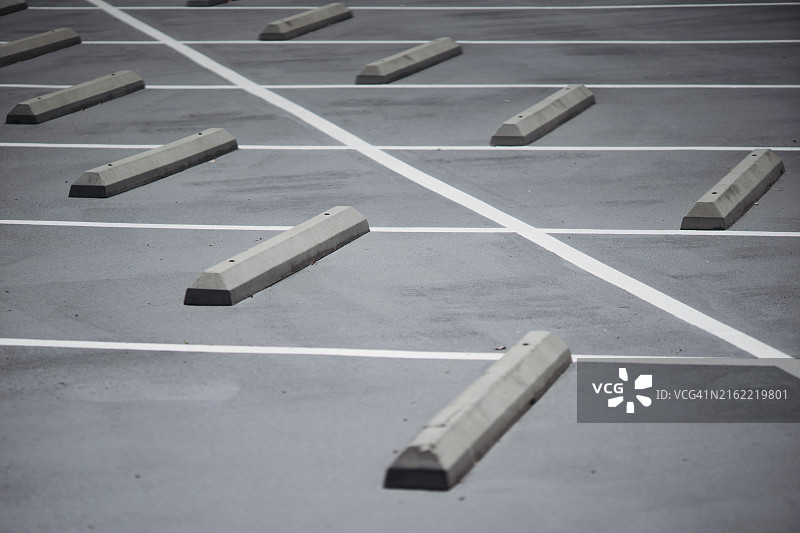 停车场里的车位图片素材