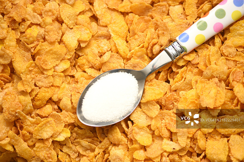 玉米片和勺子图片素材
