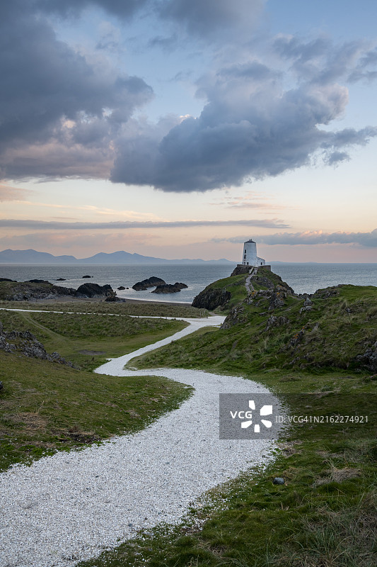 安格尔西兰德温岛上的特尔莫灯塔，北威尔士图片素材