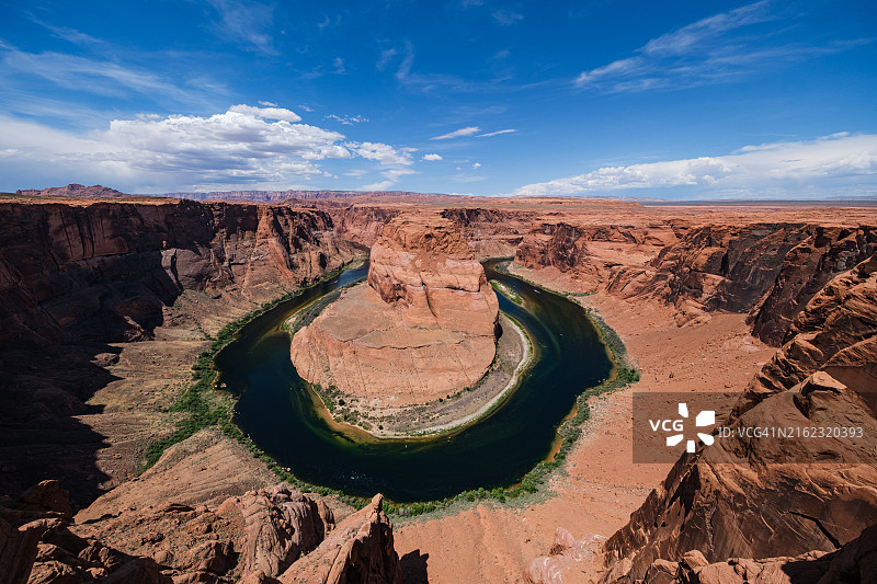 马蹄弯曲图片素材