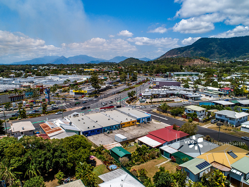 澳大利亚昆士兰州埃尔维尔凯恩斯晴天鸟瞰图图片素材