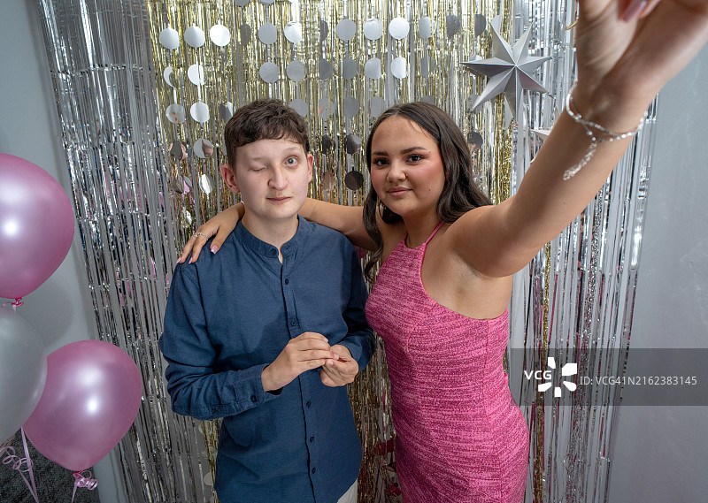 舞会女孩肖像图片素材