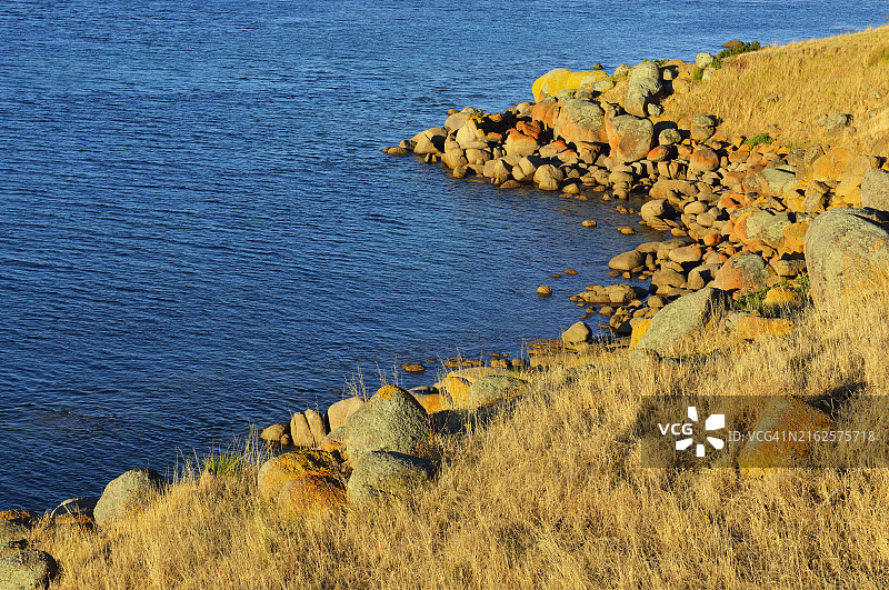 花岗岩岛岩石海岸，澳大利亚南澳大利亚州维克多港图片素材