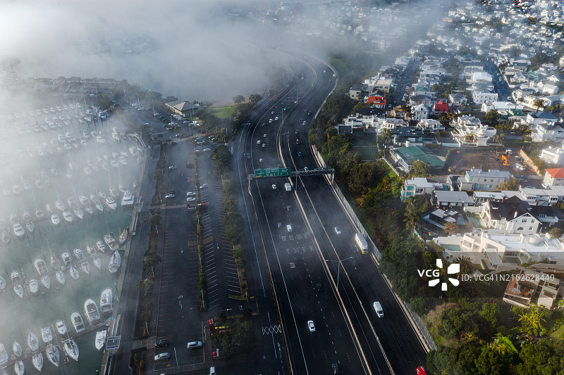 雾中的韦斯特黑文1号州道图片素材