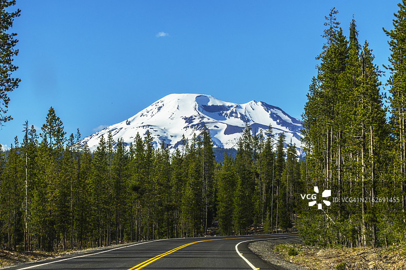 公路景观：断顶山—喀斯喀特湖风景道图片素材
