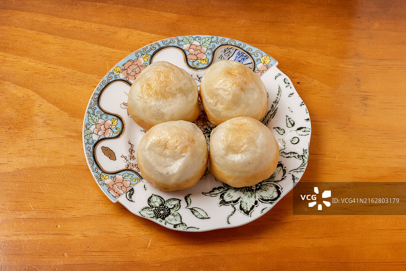 牛肉奶酪煎包图片素材