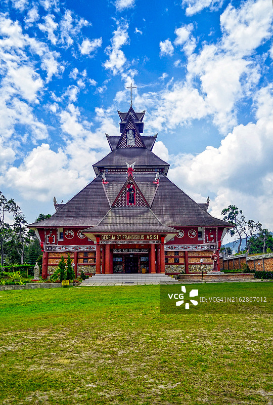 贝拉斯塔吉镇的圣方济各·亚西西天主教堂，印度尼西亚图片素材