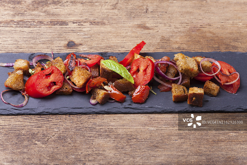 意式番茄面包沙拉图片素材