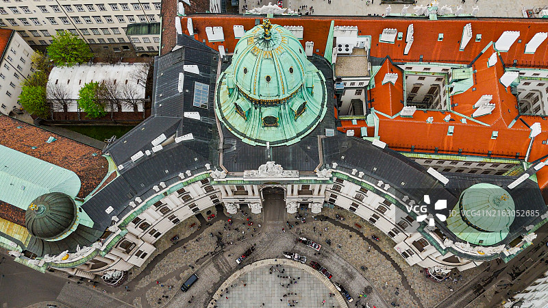 维也纳圣米歇尔广场及霍夫堡宫航拍图片素材