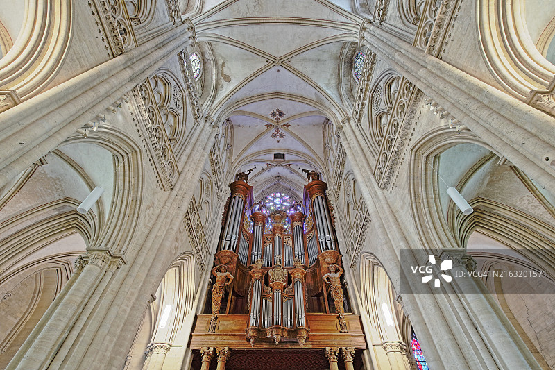 法国库唐斯大教堂内部图片素材