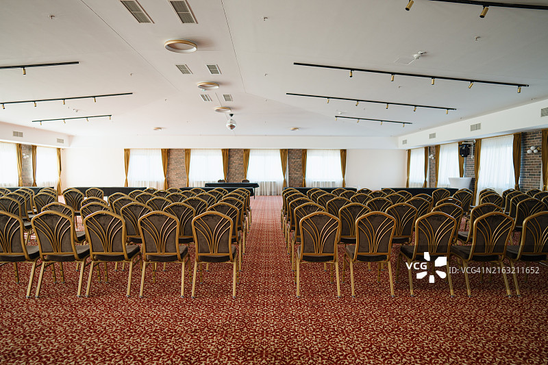 活动大厅正面照图片素材