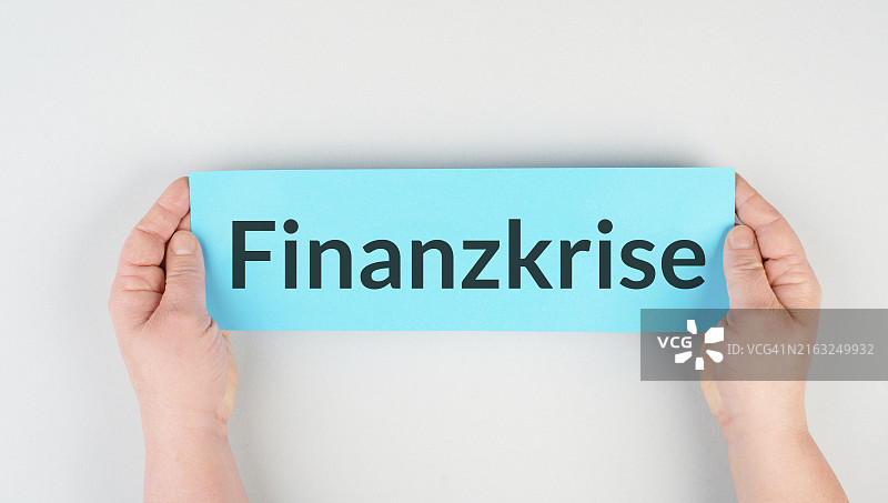 德语书面金融危机，经济衰退、通货膨胀、股市崩盘及政治问题图片素材