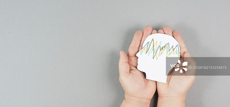 双手捧头，癫痫症意识，脑电波，心理健康护理，剪纸图片素材