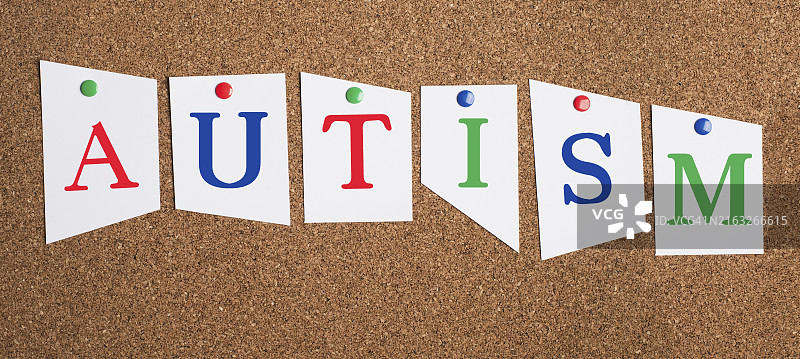 纸上的自闭症概念、国际阿斯伯格综合征日、心理学图片素材