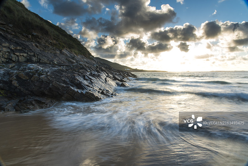 爱尔兰多内加尔郡罗斯吉尔半岛特拉纳罗森海滩日落图片素材