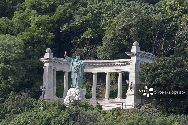 圣盖勒特山上的圣盖勒特雕像图片素材