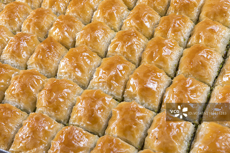 传统土耳其果仁蜜饼图片素材