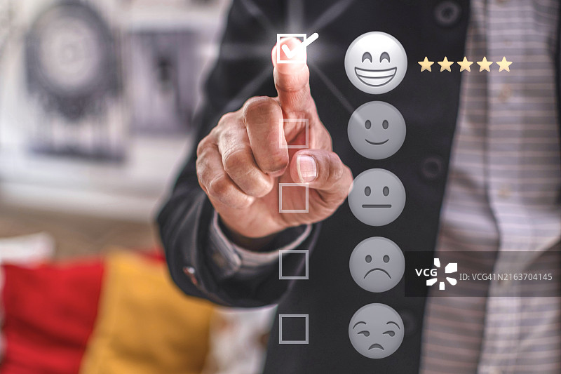 评审、评级满意度概念、客户体验概念、卓越概念、五星、金星图片素材