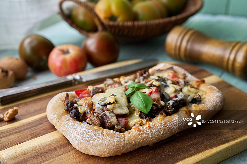 自制佛卡夏面包图片素材