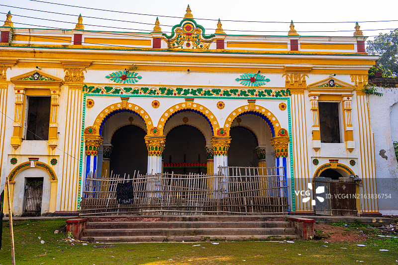 孟加拉国迪纳杰普尔历史建筑的华丽外墙图片素材