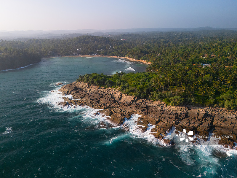 斯里兰卡希卡杜瓦海湾田园风光航拍图片素材
