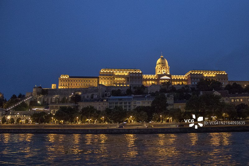 城堡山布达城堡夜景图片素材