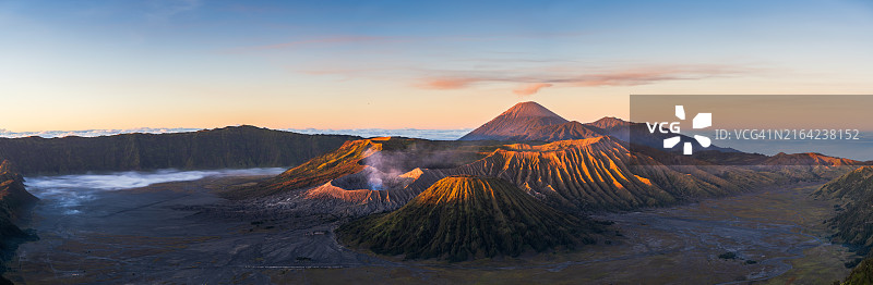 布罗莫腾格尔塞梅鲁国家公园美景图片素材