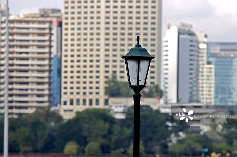 街道上的老式复古路灯图片素材