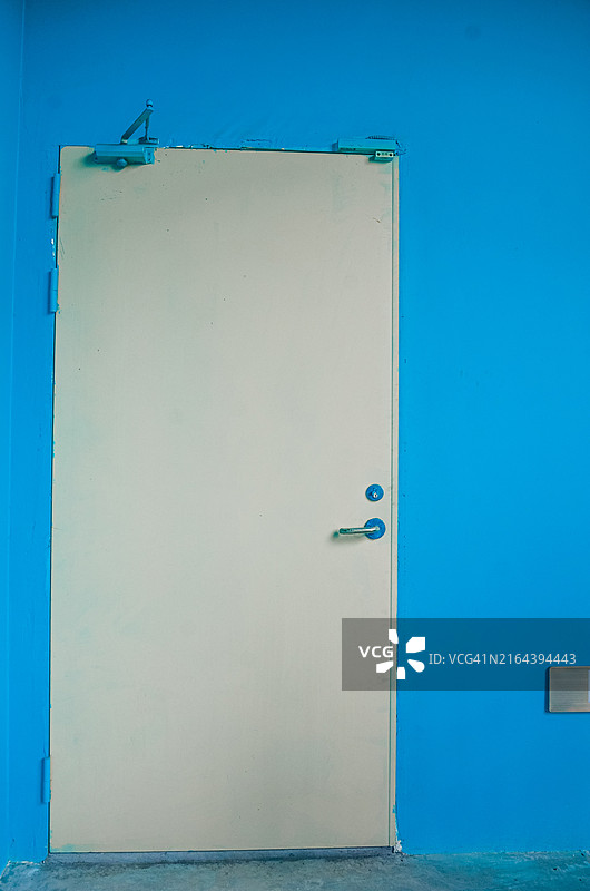 防火门保持关闭图片素材