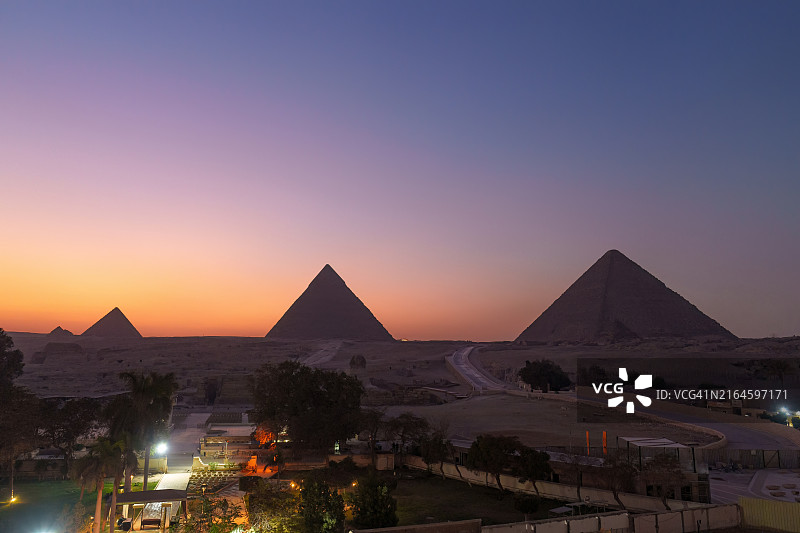 埃及吉萨大金字塔图片素材