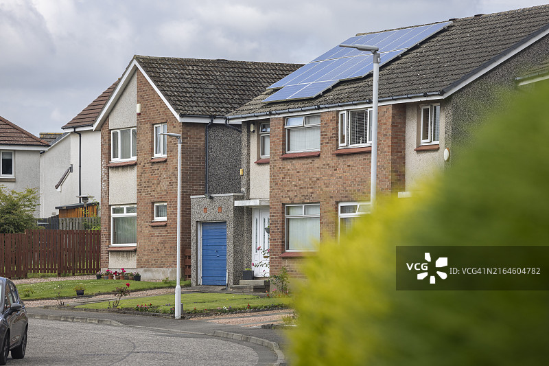 英国城市住宅区的一排房屋图片素材