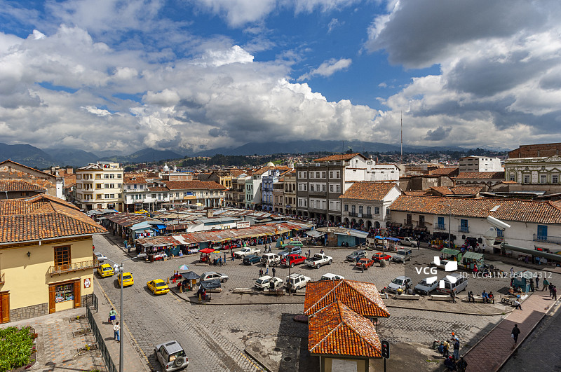 厄瓜多尔昆卡圣弗朗西斯科广场鸟瞰图片素材