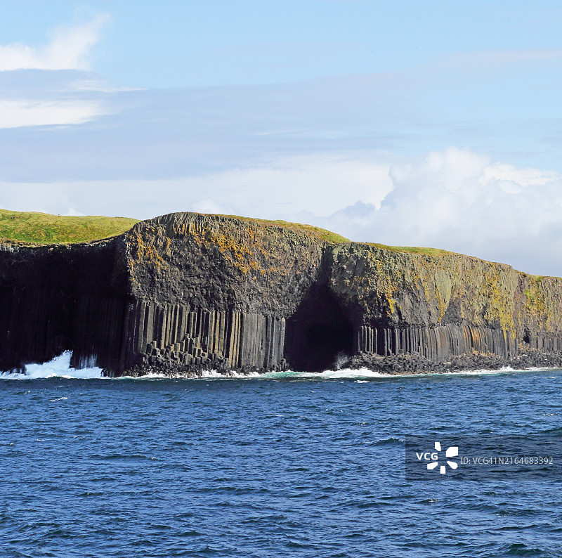 斯塔法岛南端的芬戈尔洞穴，内赫布里底群岛图片素材