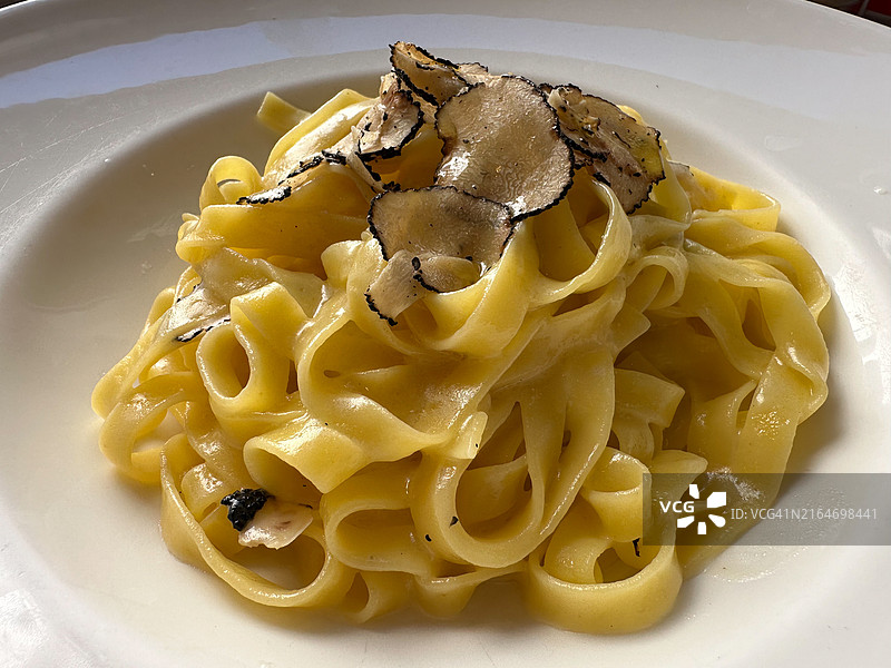 松露意大利宽面图片素材