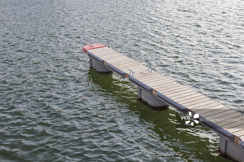 码头帆船停泊位图片素材