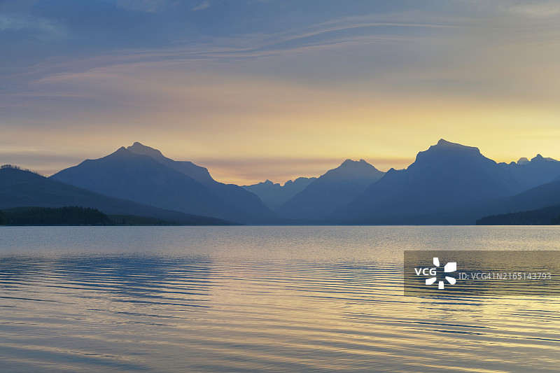 麦克唐纳湖冰川国家公园图片素材