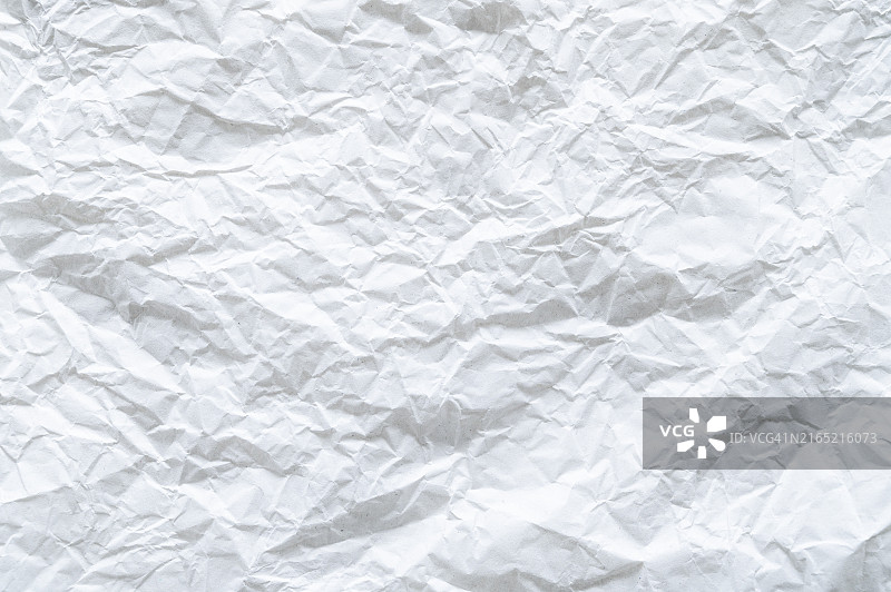 白色皱纹纸背景，再生牛皮纸纹理，复古报纸旧页，粗糙艺术褶皱信纸，带文字复制空间的硬纸板图片素材