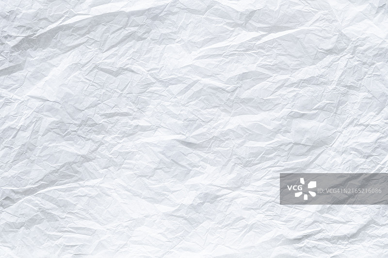 白色皱纹纸背景，再生牛皮纸纹理，复古报纸旧页，粗糙艺术褶皱信纸，带文字复制空间的硬纸板图片素材