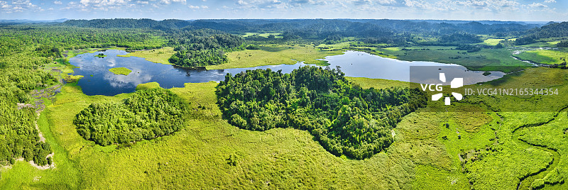 越南吉仙国家公园的鳄鱼湖图片素材