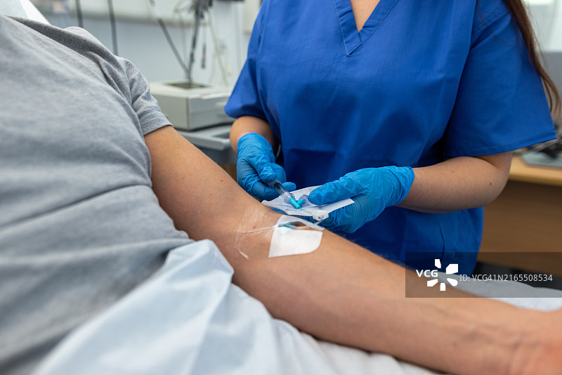 为营养研究目的插入针头图片素材